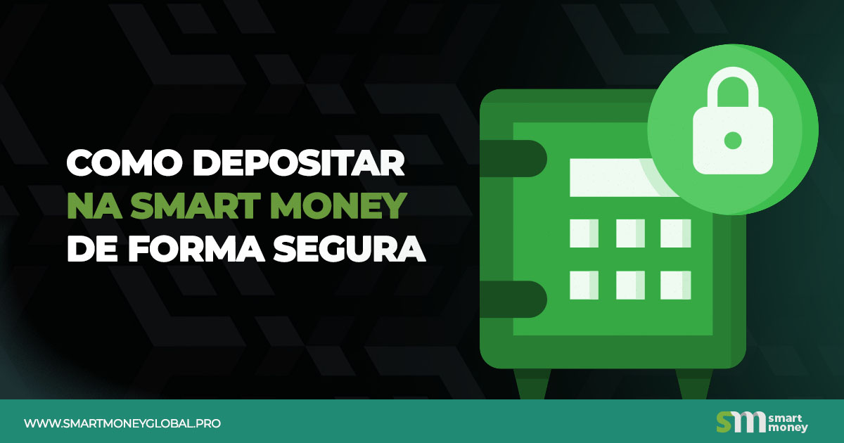 A imagem apresenta um fundo escuro com padrões geométricos e contém um cofre verde com um cadeado branco em destaque. À esquerda do cofre, há um texto em português que diz: "COMO DEPOSITAR NA SMART MONEY DE FORMA SEGURA". Na parte inferior da imagem, há um rodapé verde com o endereço do site "WWW.SMARTMONEYGLOBAL.PRO" e o logotipo da empresa "smart money" no canto direito. A imagem é relevante pois parece ser um anúncio ou instrução sobre como realizar depósitos de forma segura na plataforma Smart Money.